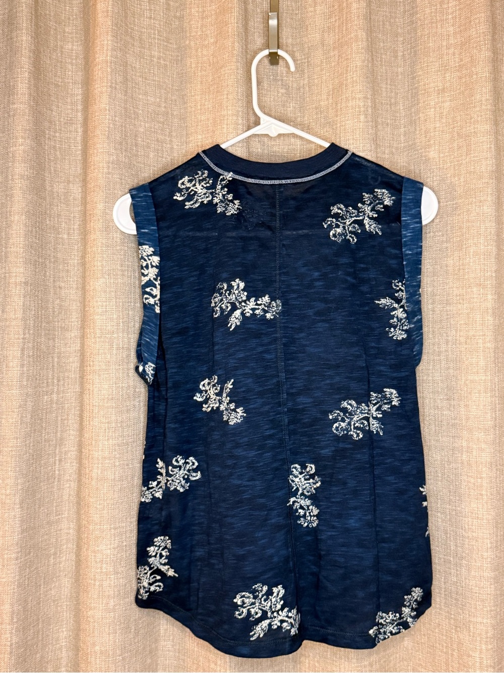 Pilcro Anthropologie Floral Slub Muscle Tank Top Navy Blue XS - Picture 5 of 7